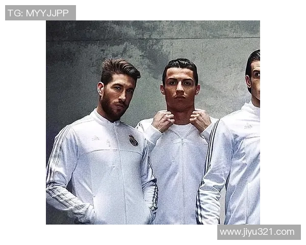 足球明星颜值反差揭秘从场上风采到场下魅力的惊人对比